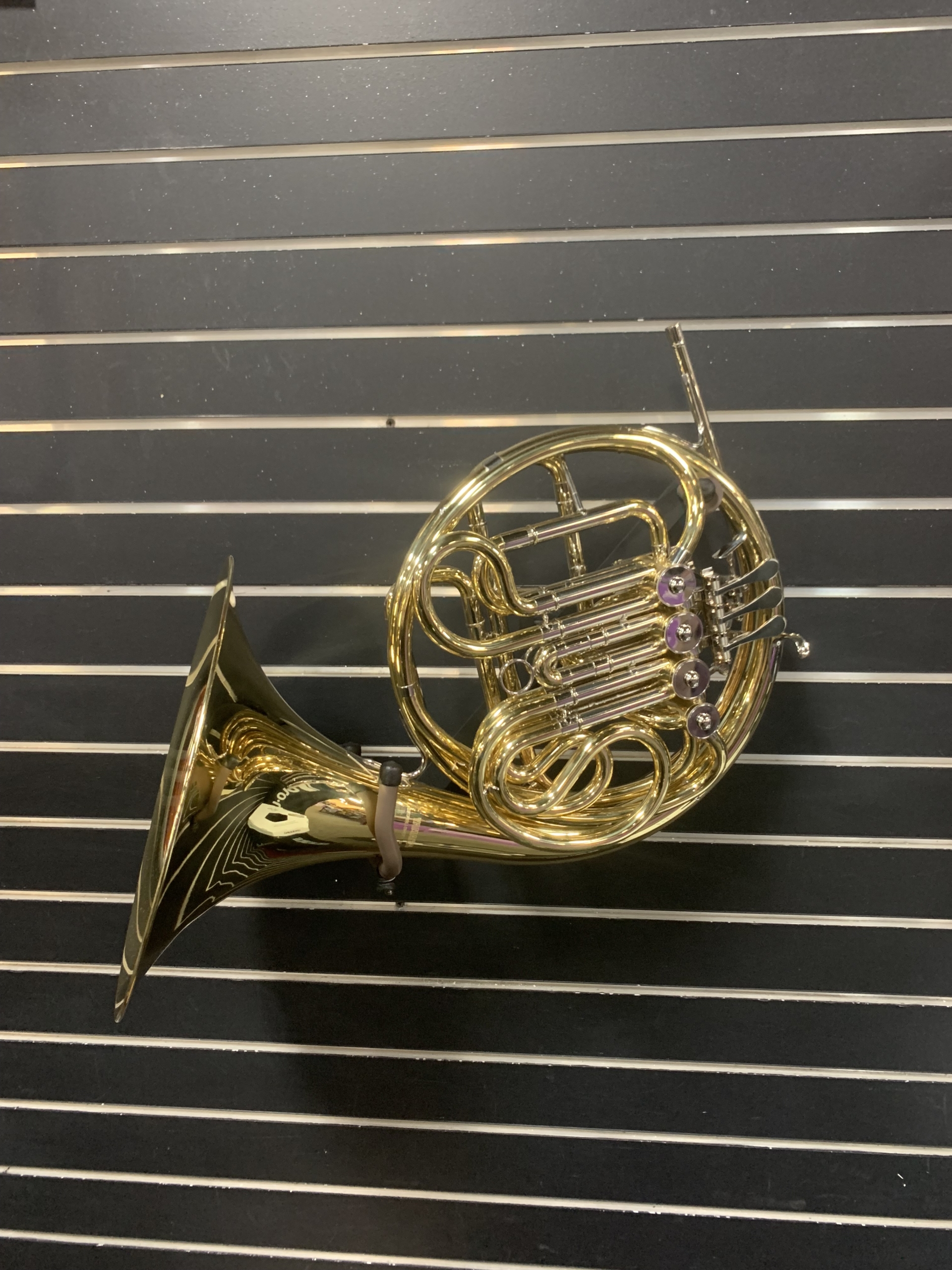 Used Yamaha 567 French Horn